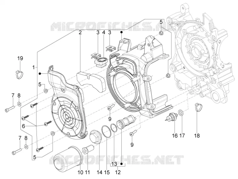 Flywheel magneto cover - Oil filter