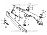 Rear handles assembly